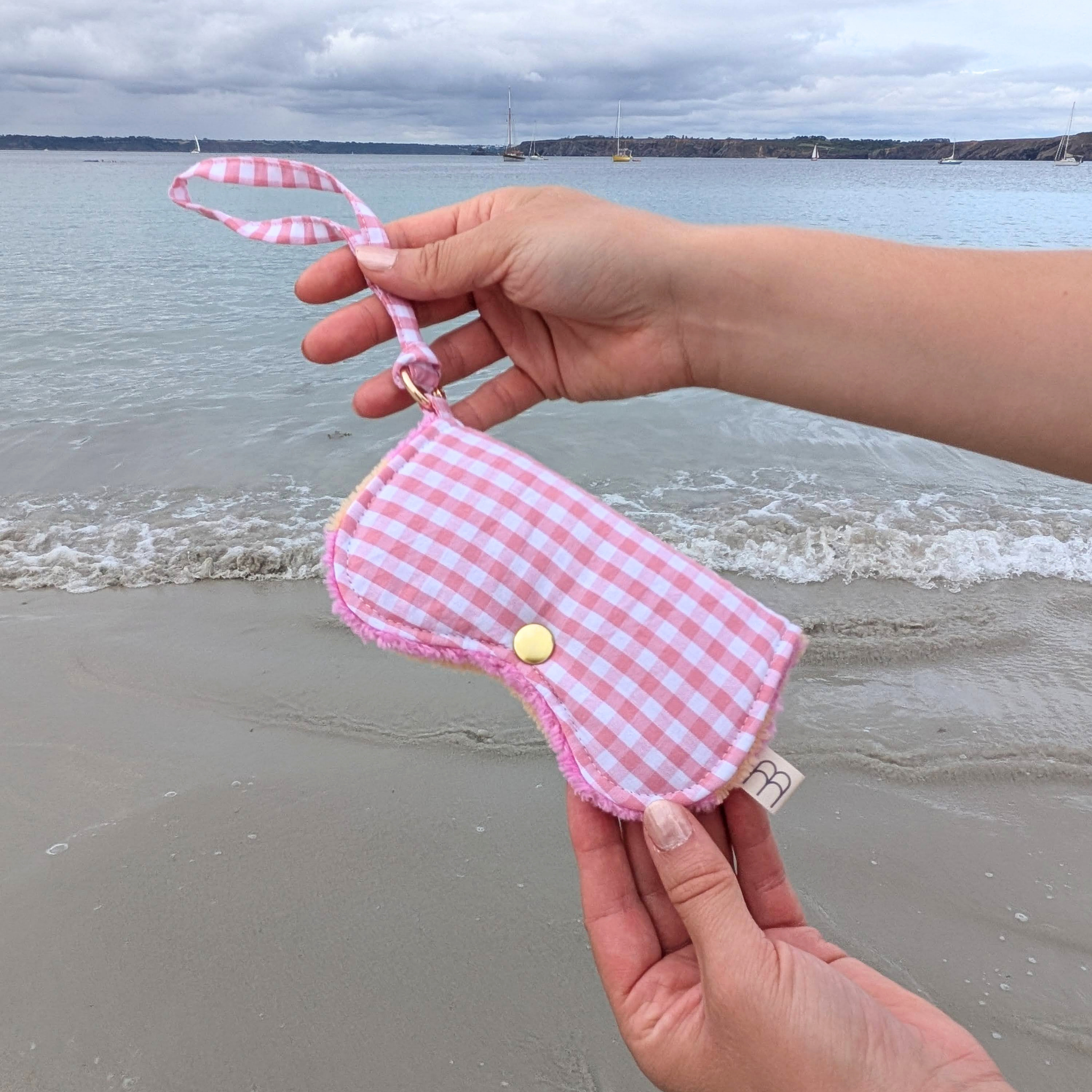 Protège-lunettes en tissu - Vichy rose & éponge rayée orange-rose clair Atelier Maellem