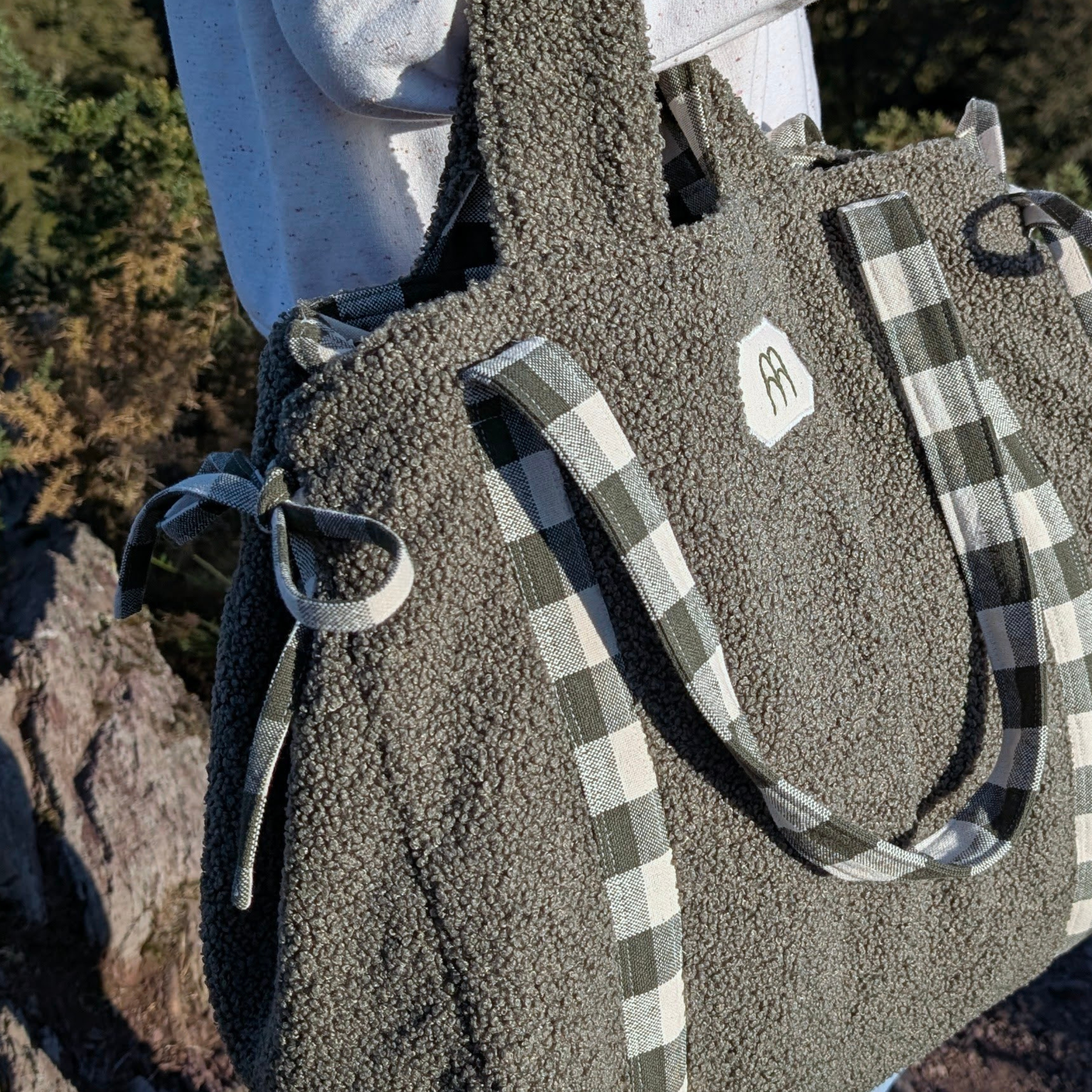 Sac cabas fermeture zippée - Bouclette kaki Atelier Maellem