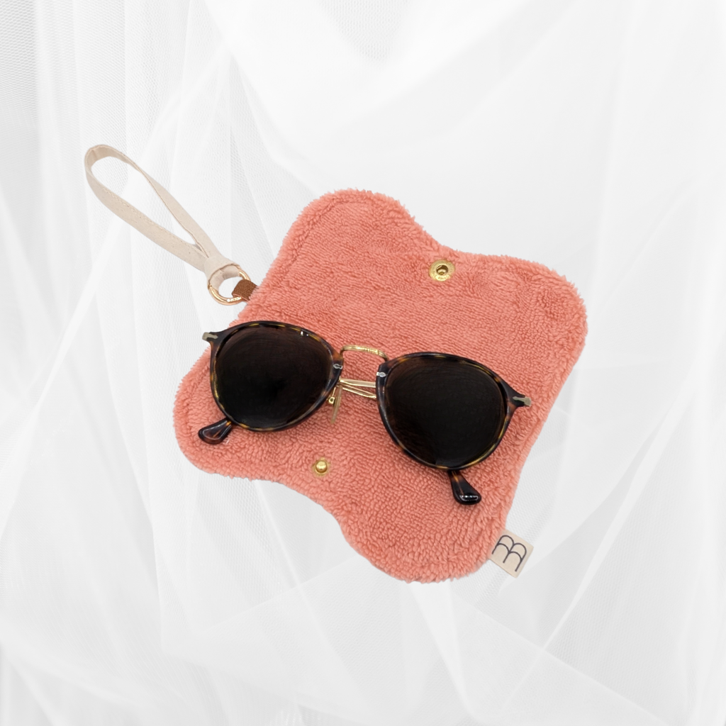 Protège-lunettes en tissu - Rayure "Corail-marron" & éponge unie corail Atelier Maellem