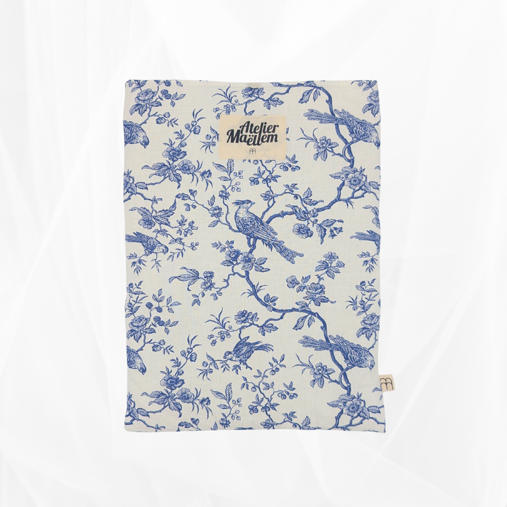 Housse de Livre - Grand Format - Imprimé poétique bleu Atelier Maellem