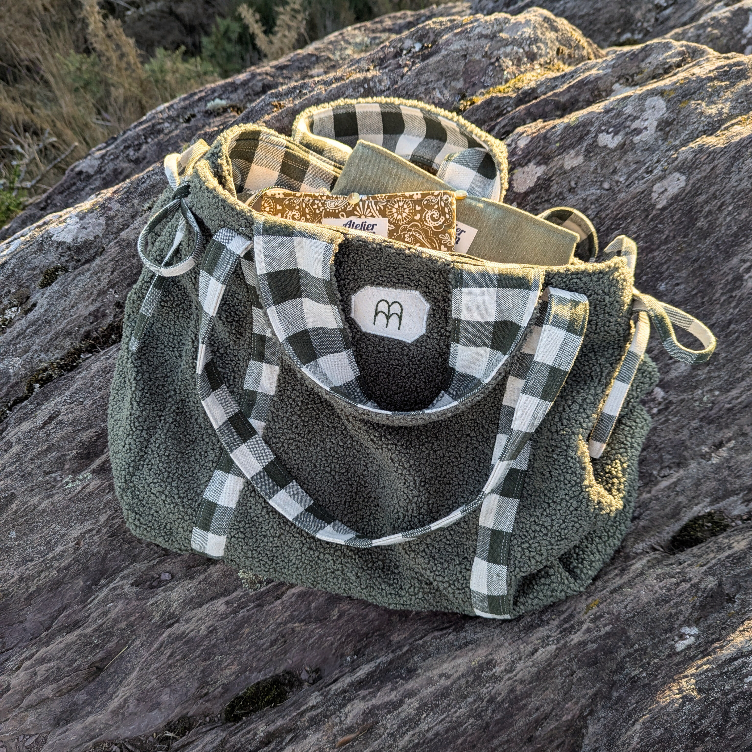 Sac cabas fermeture zippée - Bouclette kaki Atelier Maellem