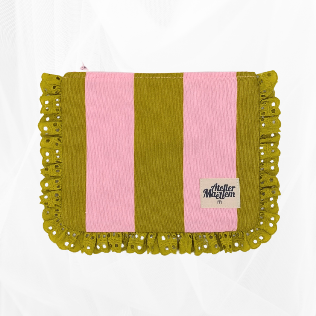 Pochette zippée à volant - Rayure "Vert-rose" 2 - doublure rayée rose & blanc (Copie) Atelier Maellem