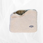 Pochette zippée - bouclette écru doublure indienne verte Atelier Maellem